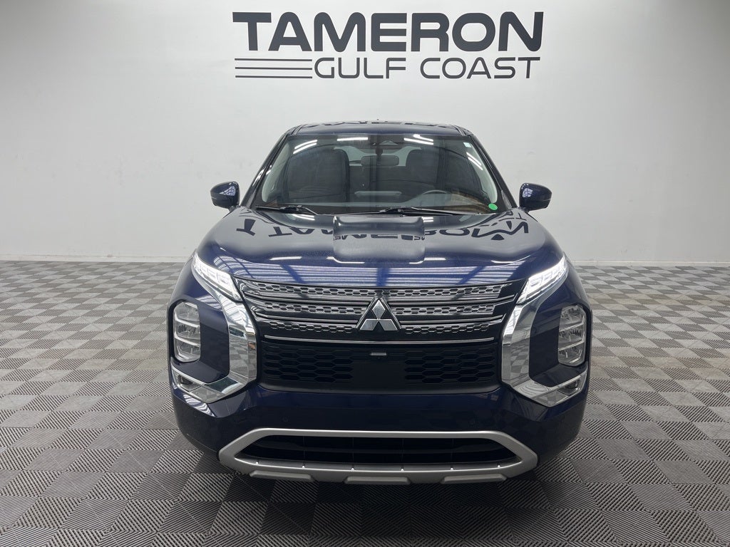 2024 Mitsubishi Outlander SE Black Edition w/Pano Roof