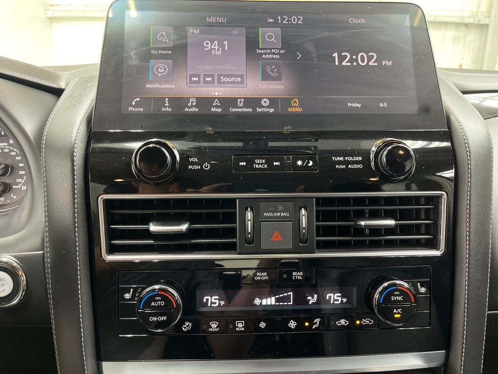 2024 INFINITI QX80 LUXE