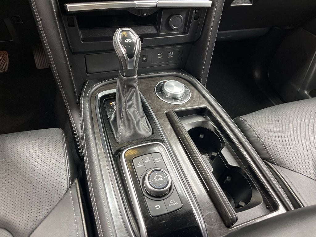 2024 INFINITI QX80 LUXE