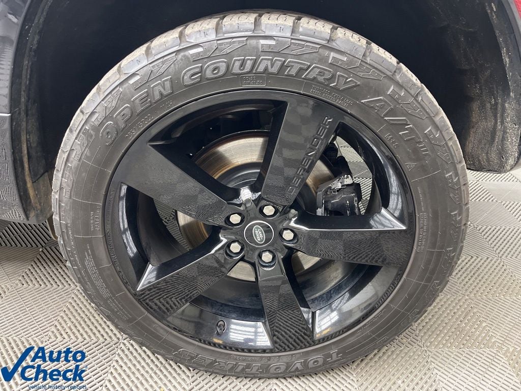 2023 Land Rover Defender 110 X-Dynamic SE