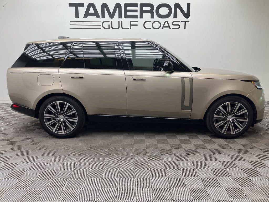 2023 Land Rover Range Rover SE