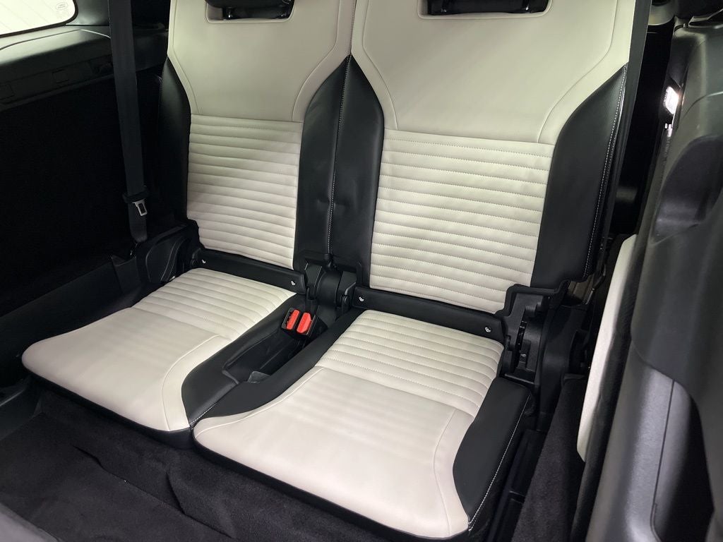 2021 Land Rover Discovery S R-Dynamic