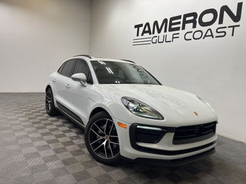 2025 Porsche Macan T