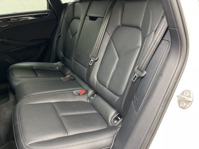 2025 Porsche Macan T