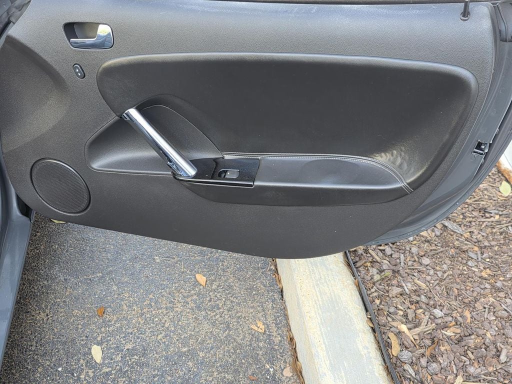 2008 Saturn Sky Red Line