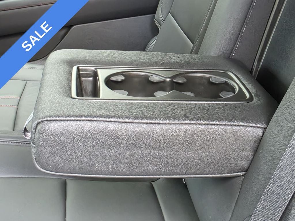 2024 Chevrolet Suburban RST