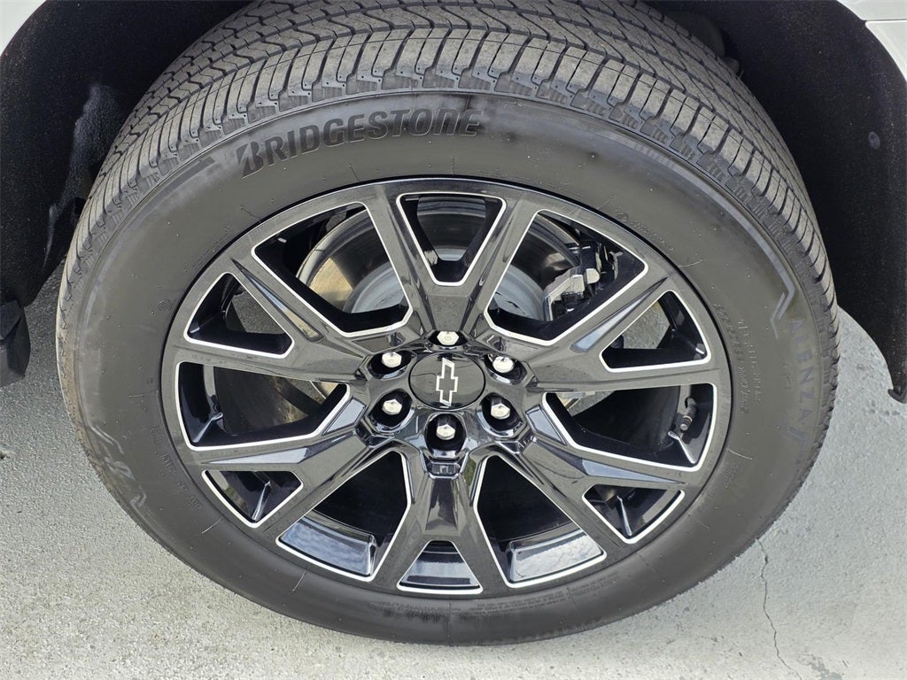 2024 Chevrolet Suburban RST