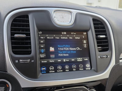 2023 Chrysler 300 Touring