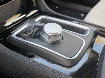 2023 Chrysler 300 Touring