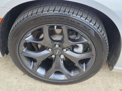 2023 Chrysler 300 Touring