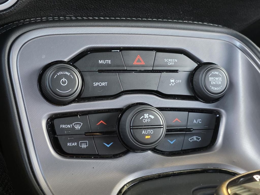 2023 Dodge Challenger SXT