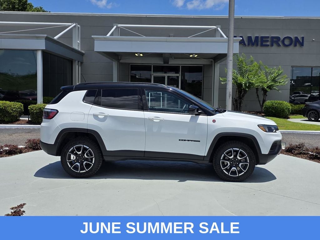 2025 Jeep Compass Trailhawk