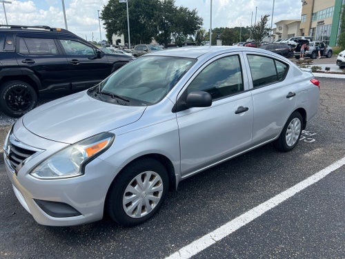 2015 Nissan Versa 1.6 S Plus