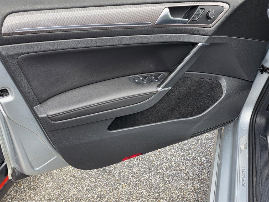 2017 Volkswagen Golf Alltrack TSI SE 4Motion
