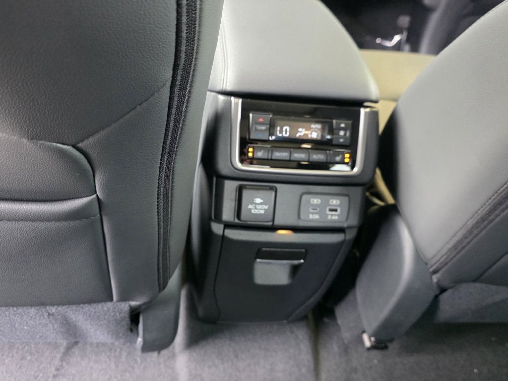 2027 Subaru Ascent Onyx Edition Touring