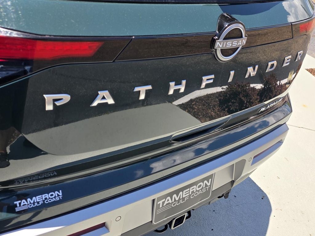 2023 Nissan Pathfinder Platinum