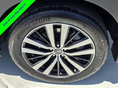 2023 Nissan Pathfinder Platinum