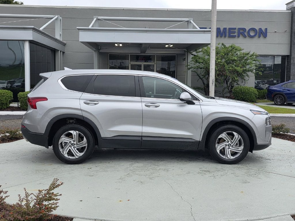 2021 Hyundai Santa Fe SE