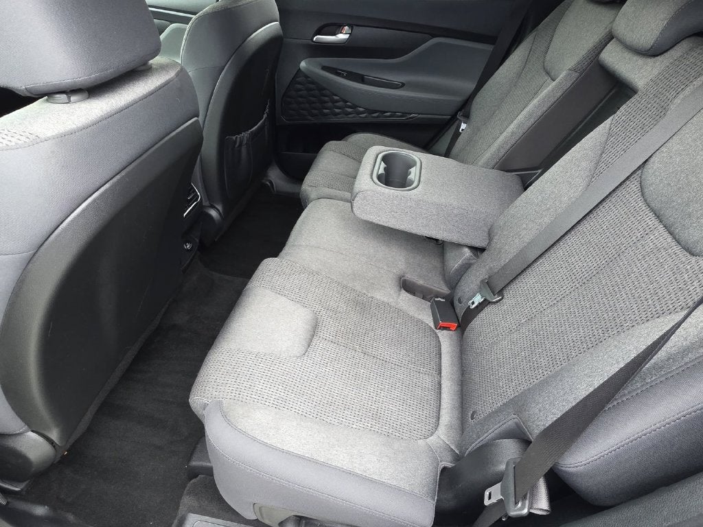 2021 Hyundai Santa Fe SE