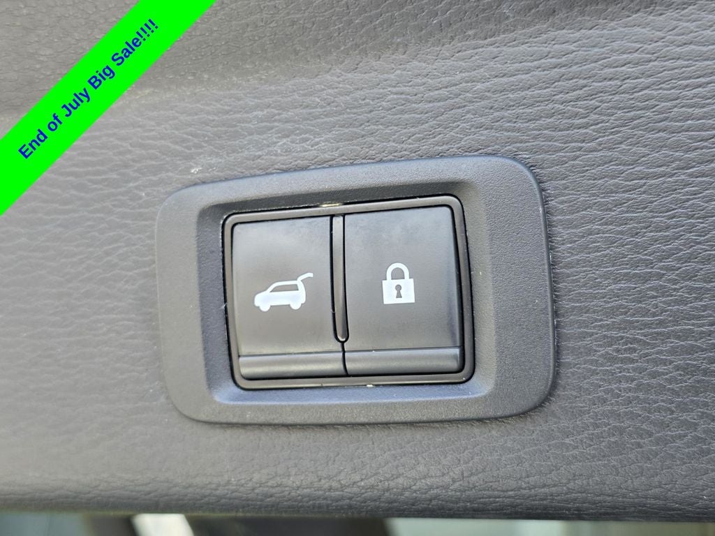 2024 Mitsubishi Outlander SE Black Edition w/Pano Roof