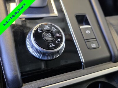 2024 Mitsubishi Outlander SE Black Edition w/Pano Roof