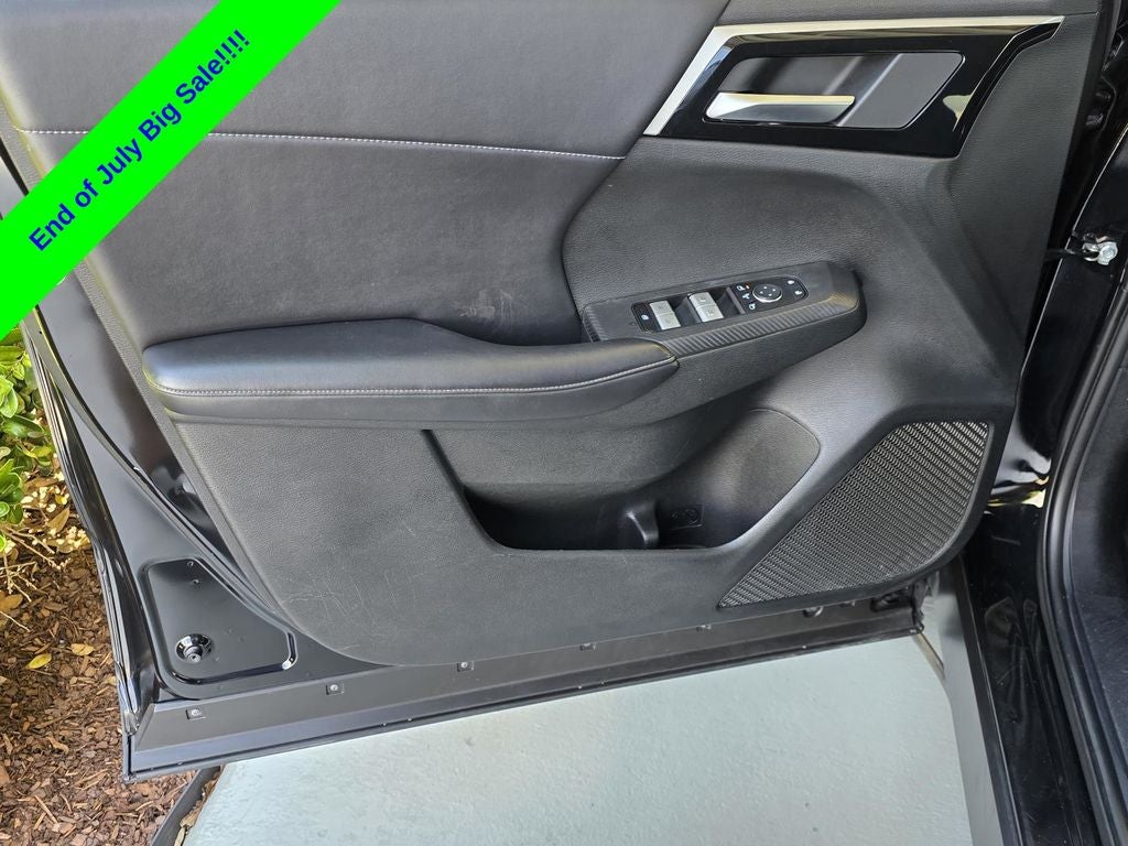 2024 Mitsubishi Outlander SE Black Edition w/Pano Roof