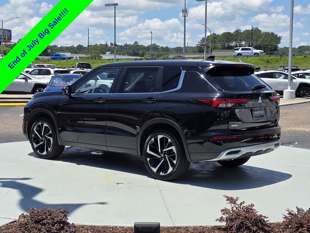 2024 Mitsubishi Outlander SE Black Edition w/Pano Roof