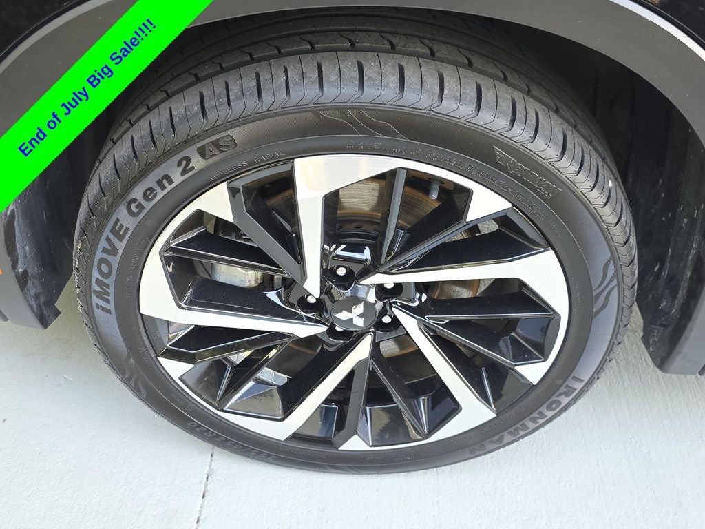 2024 Mitsubishi Outlander SE Black Edition w/Pano Roof