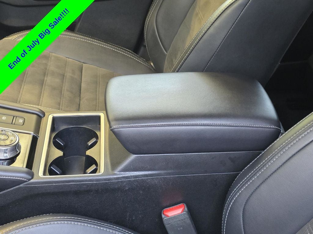 2024 Mitsubishi Outlander SE Black Edition w/Pano Roof