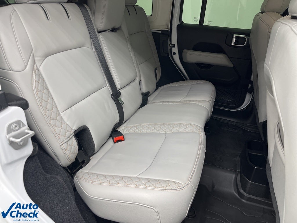 2022 Jeep Wrangler Unlimited Sahara High Altitude