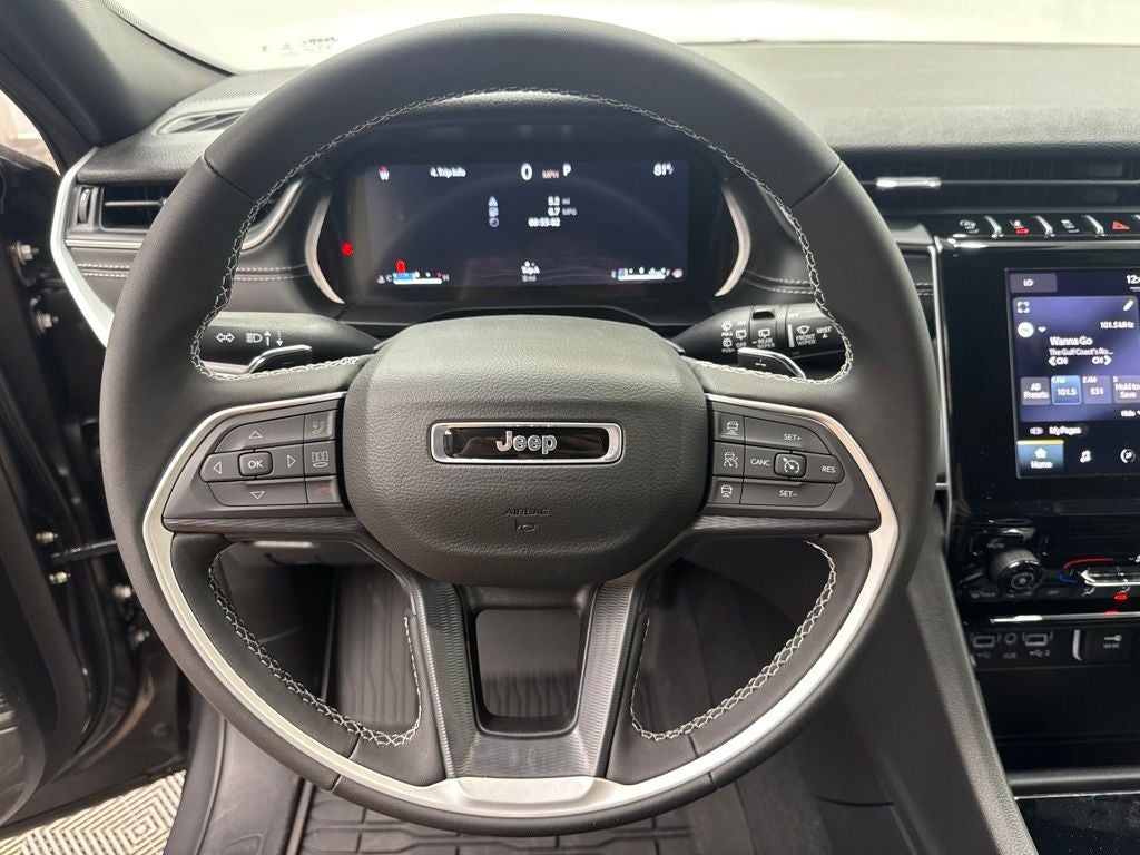 2026 Jeep Grand Cherokee Laredo