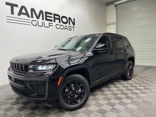 2026 Jeep Grand Cherokee Laredo Altitude