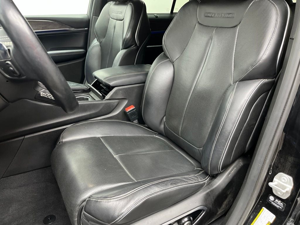 2022 Jeep Grand Cherokee Overland