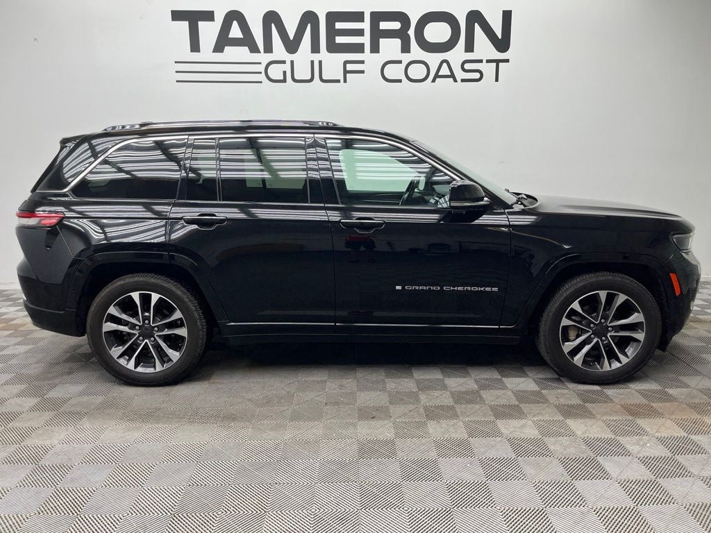 2022 Jeep Grand Cherokee Overland