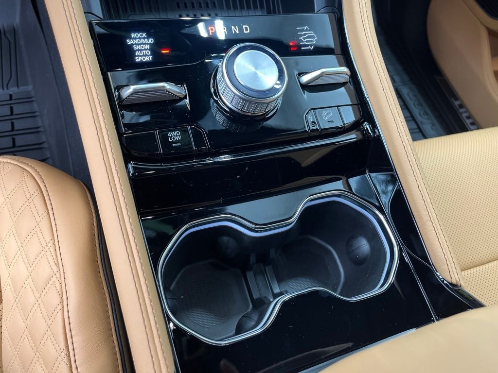 2027 Jeep Grand Cherokee Summit