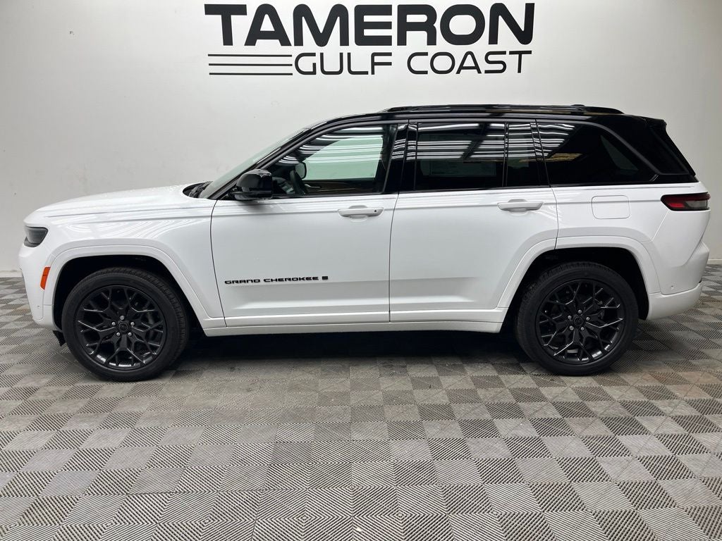2027 Jeep Grand Cherokee Summit