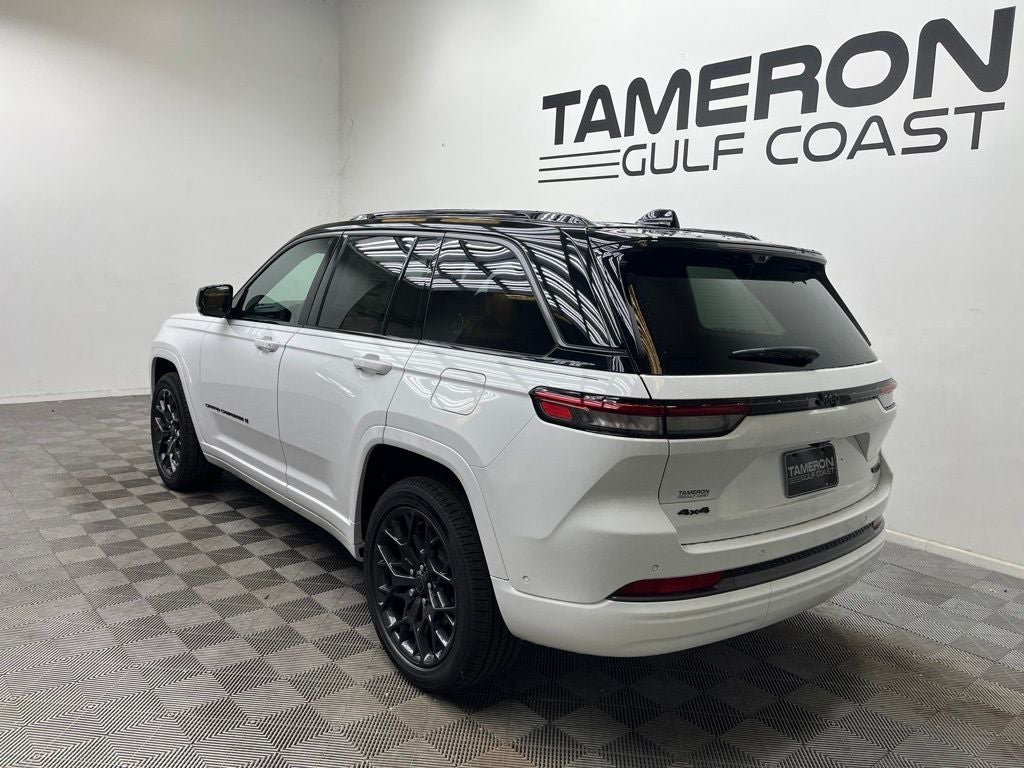 2027 Jeep Grand Cherokee Summit