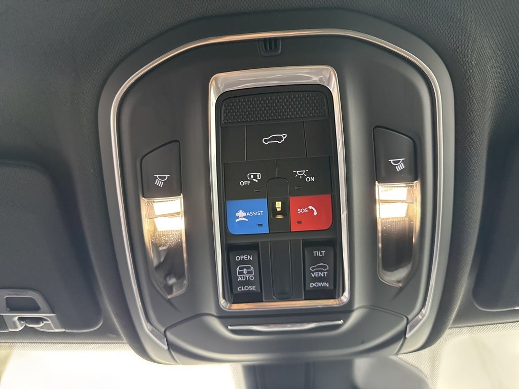 2025 Jeep Grand Cherokee L Altitude X