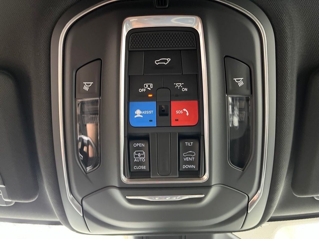 2026 Jeep Grand Cherokee L Laredo