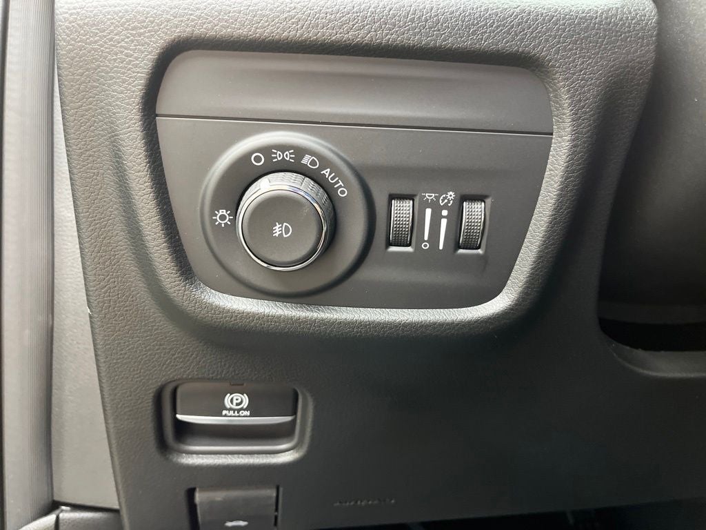 2026 Jeep Grand Cherokee L Limited Reserve