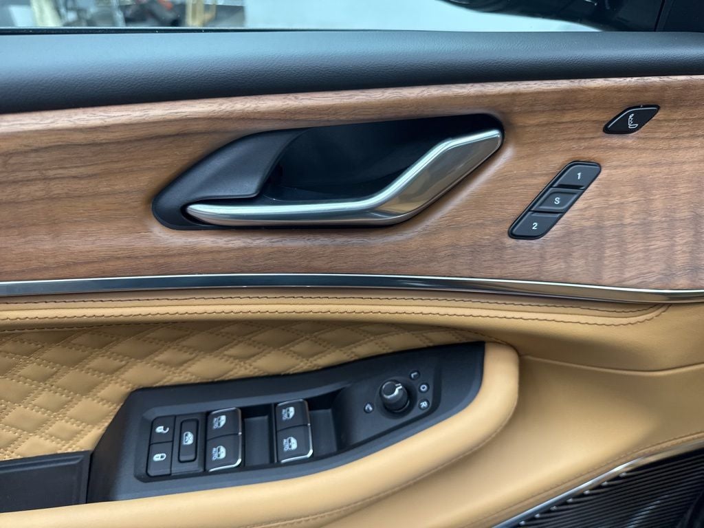 2026 Jeep Grand Cherokee L Summit