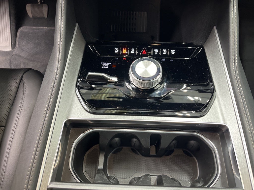 2026 Jeep Grand Wagoneer Base