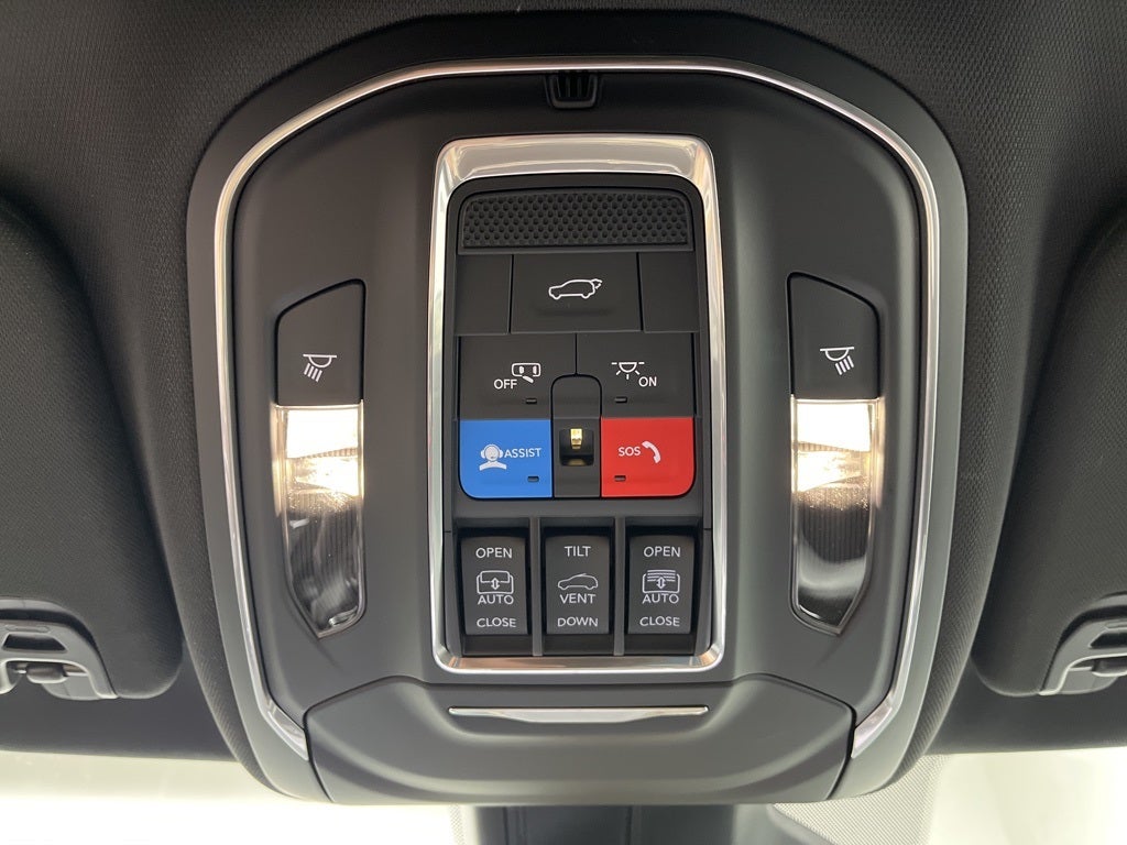 2026 Jeep Grand Wagoneer Base