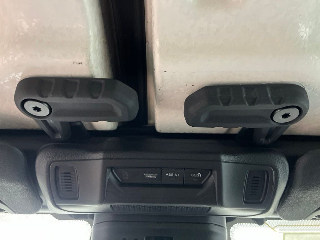 2026 Jeep Gladiator Convoy