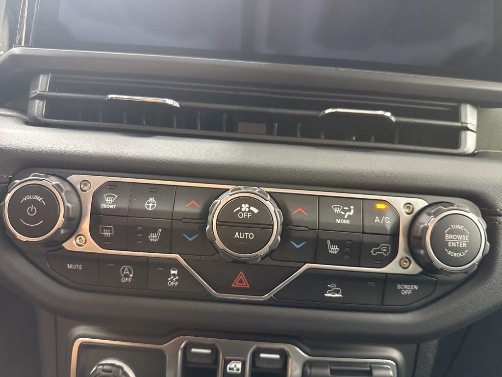 2025 Jeep Gladiator Mojave