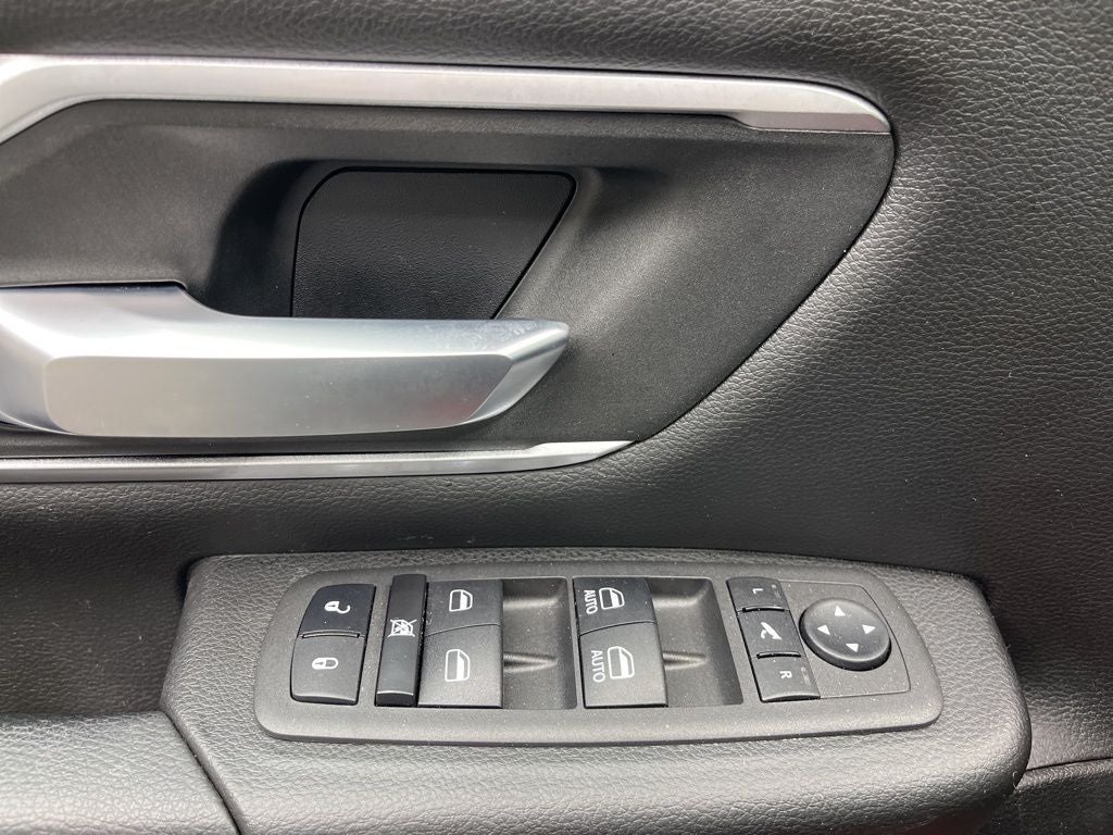 2023 RAM 1500 Big Horn/Lone Star NIGHT EDITION