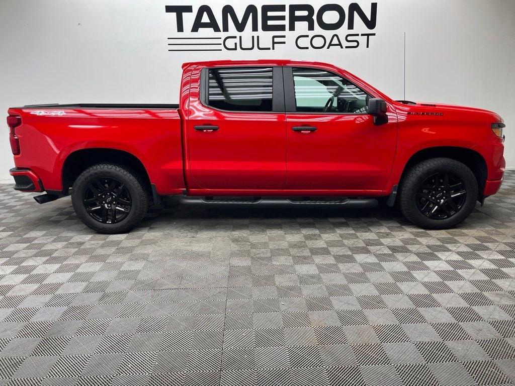 2025 Chevrolet Silverado 1500 Custom