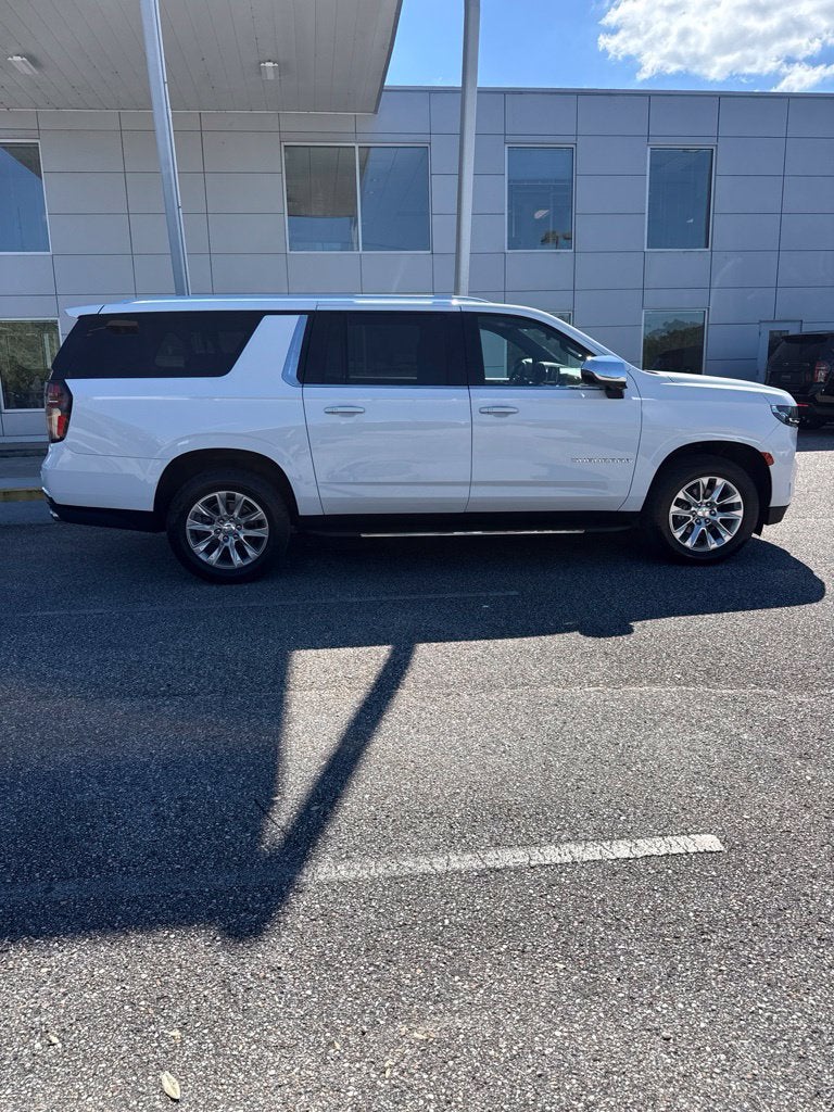 2022 Chevrolet Suburban Premier