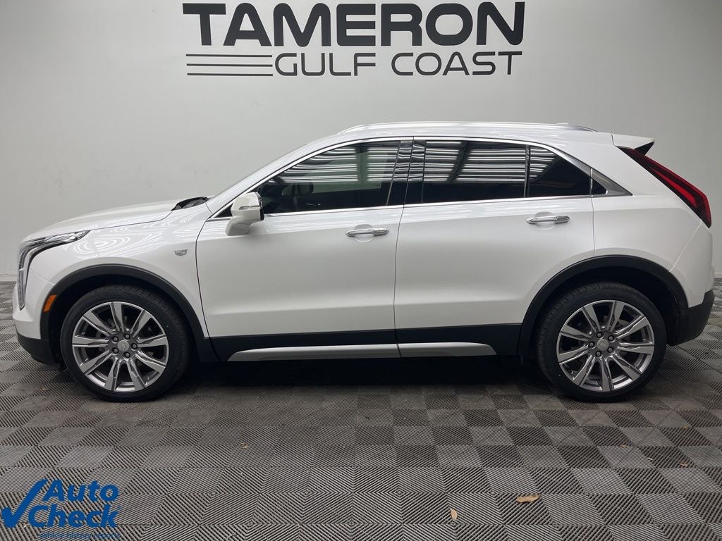 2023 Cadillac XT4 Premium Luxury