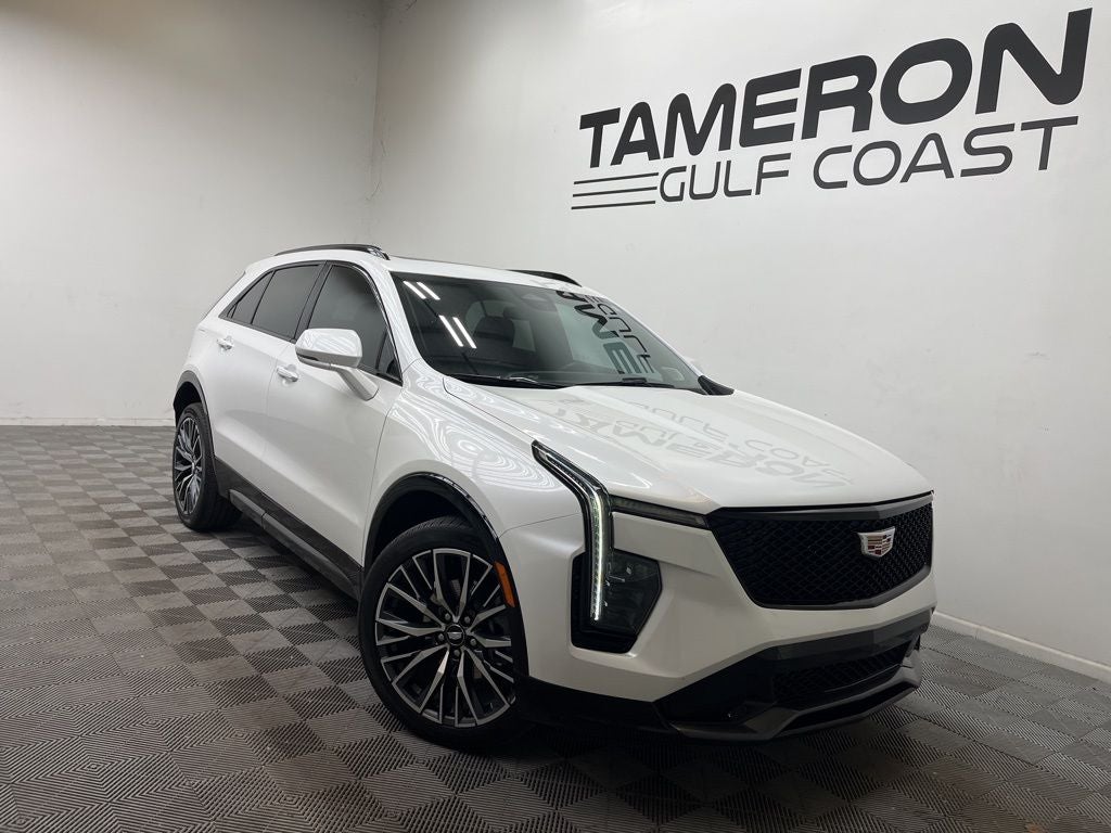 2024 Cadillac XT4 Sport